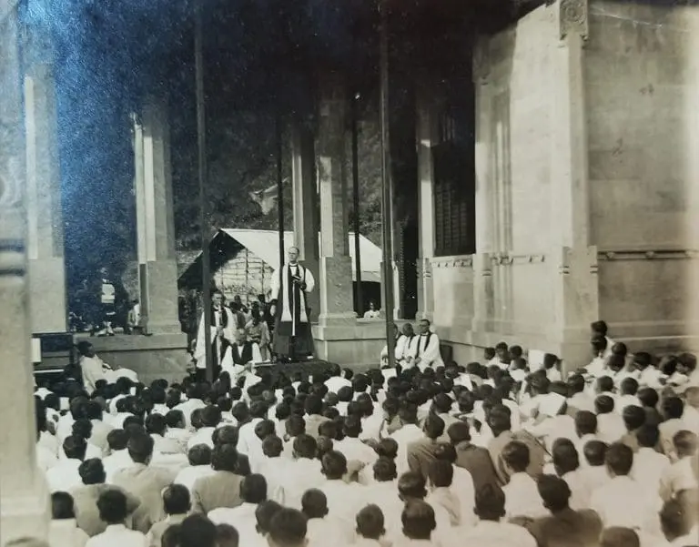 trinity-college-kandy_dedication-of-the-side-chapel-1930