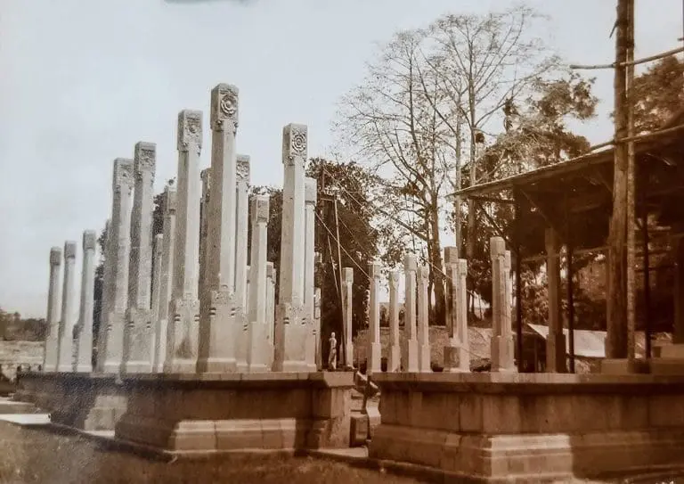 trinity-college-kandy_construction-of-the-chapel-1922