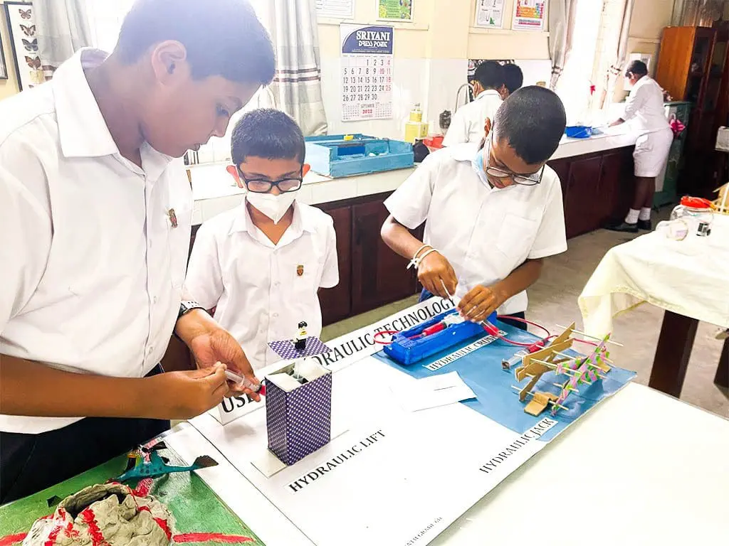 Annual Science Day & Middle School Science Expo | Mini Research Symposium