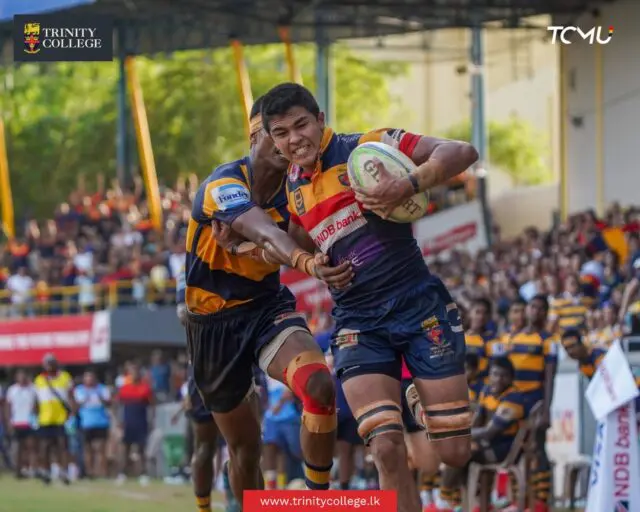 #BradbyShield in style @ #ReidAvenue..!!

(Moments  from 1st Leg)